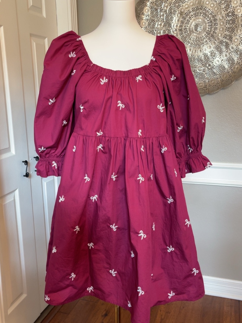 She + Sky Berry-Pink Puff Sleeve Embroidered Dress